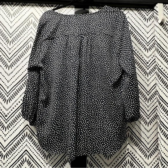 Collective Concepts Polka Dot Wrap Top Size XL - Picture 3 of 9
